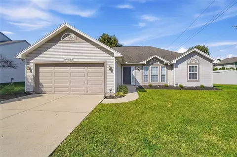 9037 Marquis Dr, Miamisburg, OH 45342