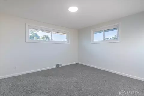 Bedroom - 2462 Thor Dr, Springfield, OH 45503 photo 5 of 8