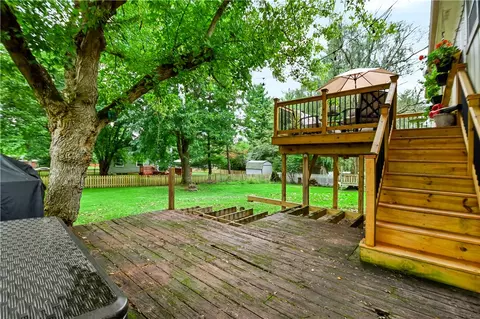 Exterior - 1430 Birch Bark Ct, Dayton, OH 45440 photo 3 of 8
