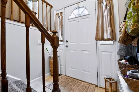 Entry Way - 1430 Birch Bark Ct, Dayton, OH 45440 photo 1 of 4