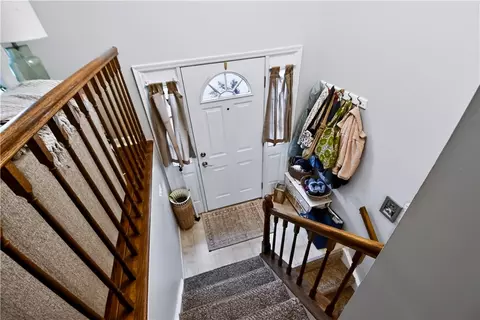 Entry Way - 1430 Birch Bark Ct, Dayton, OH 45440 photo 2 of 4