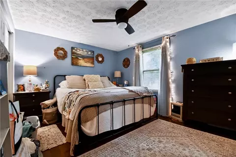 Bedroom - 1430 Birch Bark Ct, Dayton, OH 45440 photo 1 of 4