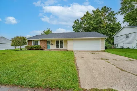 424 Gregory Ct, Lebanon, OH 45036