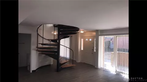 Living - 2167 W Schantz Ave, Kettering, OH 45409 photo 2 of 5