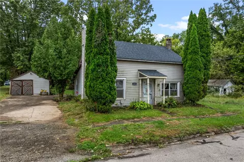 149 Main St, Harveysburg, OH 45032