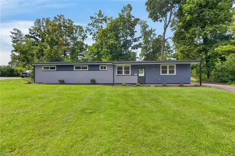 2643 Shadycrest Dr, Dayton, OH 45431