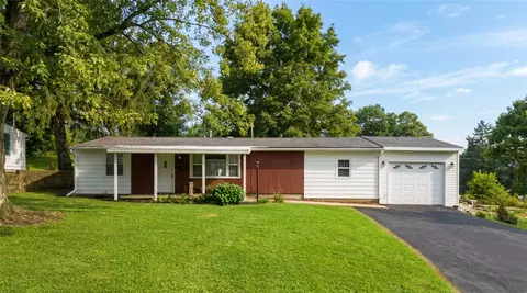40 Shady Ln, New Paris, OH 45347