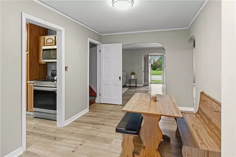Entry Way - 208 E Dorothy Ln, Kettering, OH 45419 photo 1 of 2