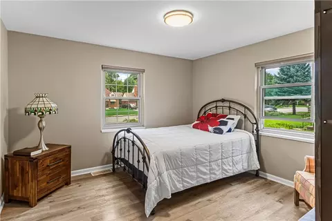 Bedroom - 208 E Dorothy Ln, Kettering, OH 45419 photo 1 of 3