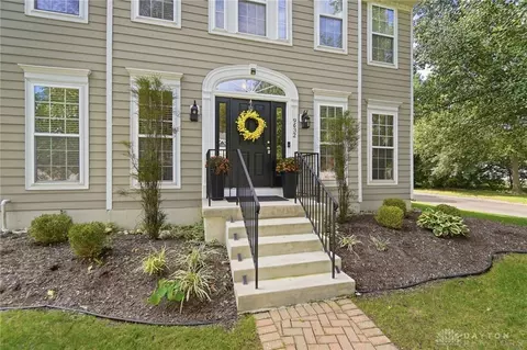 Exterior - 9632 Olde Georgetown Way, Centerville, OH 45458 photo 2 of 18