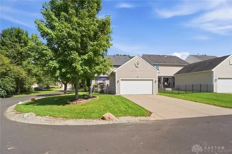 Exterior - 9632 Olde Georgetown Way, Centerville, OH 45458 photo 4 of 18