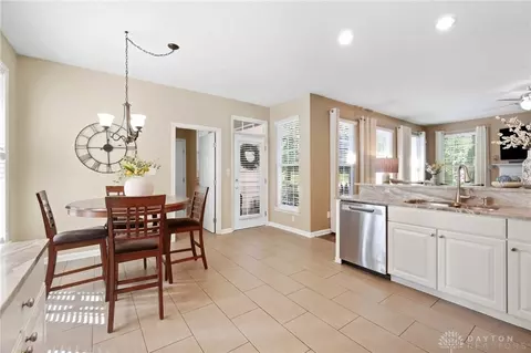 Kitchen - 9632 Olde Georgetown Way, Centerville, OH 45458 photo 9 of 10