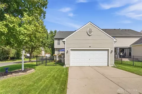 Exterior - 9632 Olde Georgetown Way, Centerville, OH 45458 photo 6 of 18