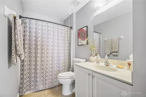 Bath - 9632 Olde Georgetown Way, Centerville, OH 45458 photo 4 of 7