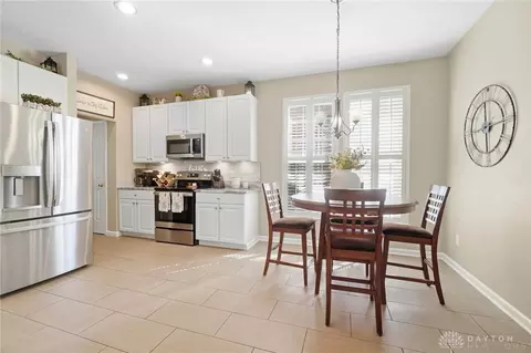 Kitchen - 9632 Olde Georgetown Way, Centerville, OH 45458 photo 6 of 10