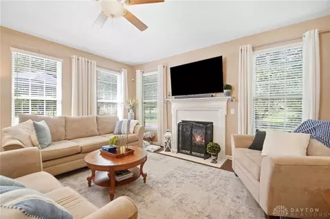 Living - 9632 Olde Georgetown Way, Centerville, OH 45458 photo 2 of 7