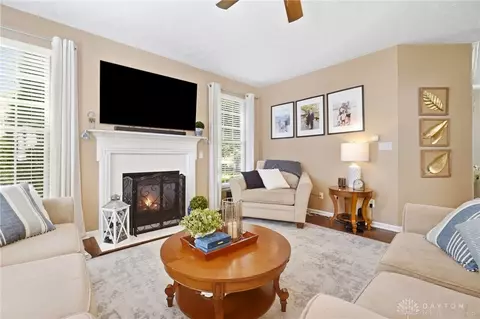 Living - 9632 Olde Georgetown Way, Centerville, OH 45458 photo 6 of 7
