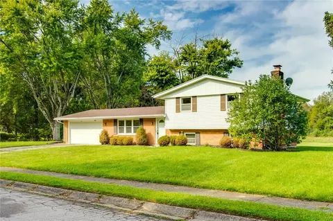 1620 Randall Rd, Yellow Springs, OH 45387
