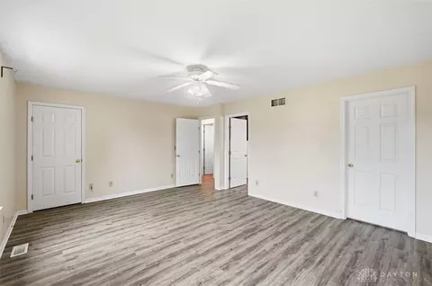 Bedroom - 6265 Middleboro Rd, Blanchester, OH 45107 photo 3 of 7
