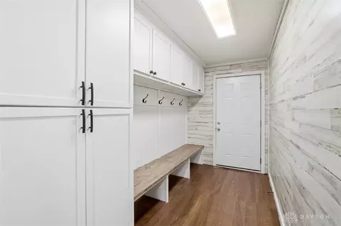 Entry Way - 6265 Middleboro Rd, Blanchester, OH 45107 photo 3 of 4
