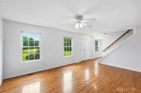 Living - 6265 Middleboro Rd, Blanchester, OH 45107 photo 1 of 6