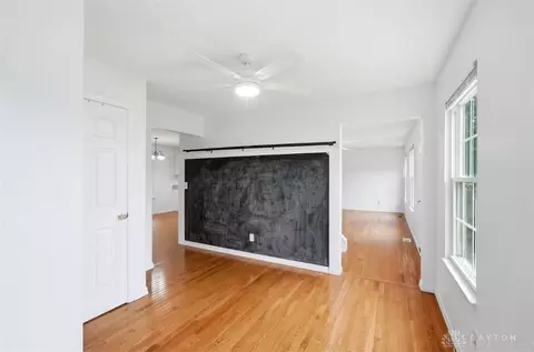 Entry Way - 6265 Middleboro Rd, Blanchester, OH 45107 photo 2 of 4