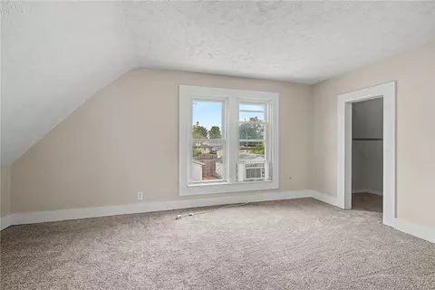 Bedroom - 2022 Woodside Ave, Springfield, OH 45503 photo 3 of 5
