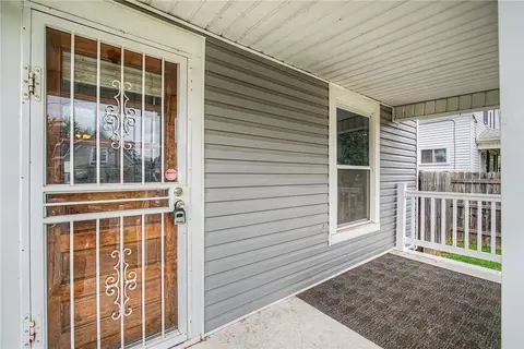 Exterior - 2022 Woodside Ave, Springfield, OH 45503 photo 4 of 10