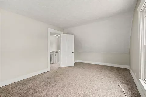 Bedroom - 2022 Woodside Ave, Springfield, OH 45503 photo 5 of 5