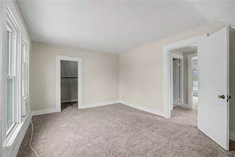 Bedroom - 2022 Woodside Ave, Springfield, OH 45503 photo 4 of 5