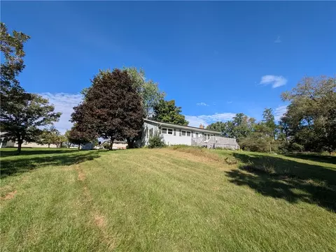 10010 Mile Rd, New Lebanon, OH 45345
