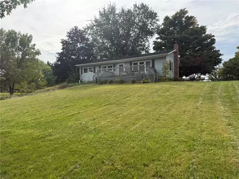 10010 Mile Rd, New Lebanon, OH 45345