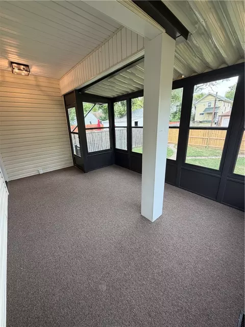 Exterior - 1222 Everett Dr, Dayton, OH 45402 photo 5 of 7