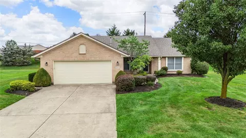 1823 Hambletonian Ct, Miamisburg, OH 45342