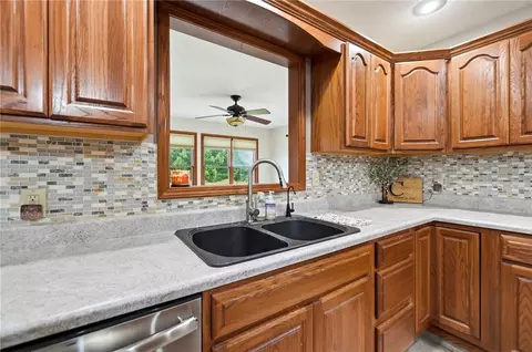 Kitchen - 7651 Oldtown Rd, Celina, OH 45822 photo 4 of 5