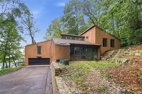 Exterior - 1617 Big Hill Rd, Kettering, OH 45429 photo 9 of 27