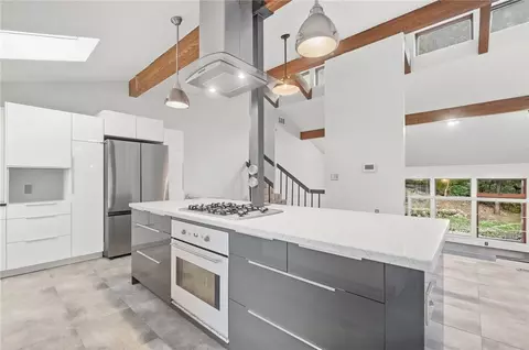 Kitchen - 1617 Big Hill Rd, Kettering, OH 45429 photo 5 of 9