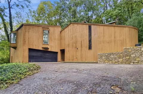 Exterior - 1617 Big Hill Rd, Kettering, OH 45429 photo 4 of 27