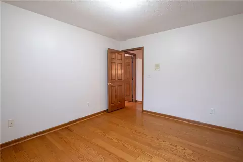 Bedroom - 2252 Briggs Rd, Centerville, OH 45459 photo 6 of 10