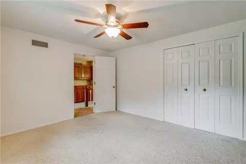 Bedroom - 1701 Patton Ave, Lima, OH 45805 photo 2 of 8