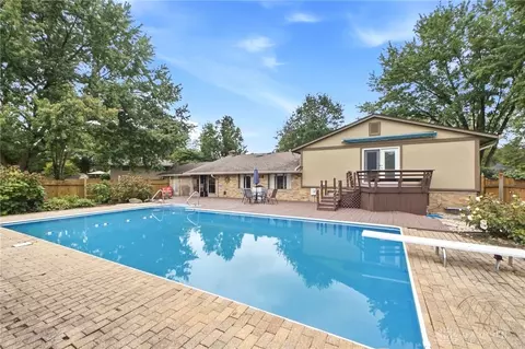 Exterior - 7882 Millerton Dr, Centerville, OH 45459 photo 18 of 23