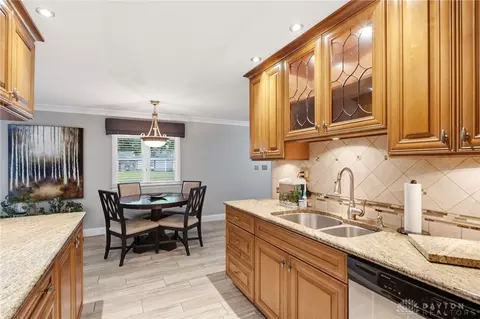 Kitchen - 7882 Millerton Dr, Centerville, OH 45459 photo 4 of 4