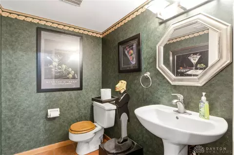 Bath - 7882 Millerton Dr, Centerville, OH 45459 photo 6 of 6