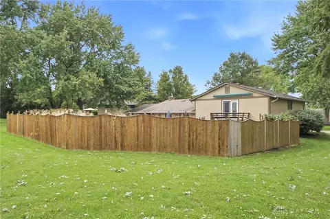 Exterior - 7882 Millerton Dr, Centerville, OH 45459 photo 12 of 23