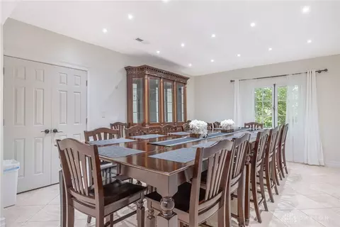 Dining - 3500 Governors Trl, Kettering, OH 45409 photo 4 of 6
