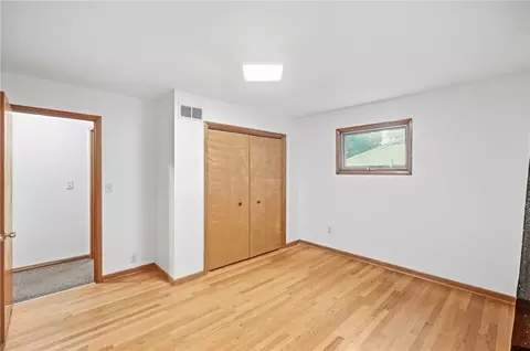 Bedroom - 95 Lawnview Ave, North Hampton, OH 45349 photo 4 of 5