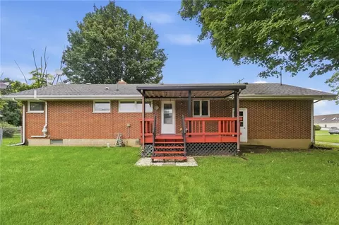 Exterior - 95 Lawnview Ave, North Hampton, OH 45349 photo 9 of 13