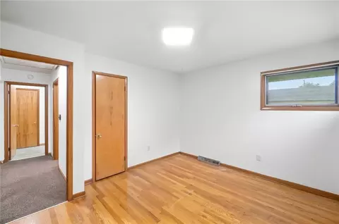 Entry Way - 95 Lawnview Ave, North Hampton, OH 45349 photo 5 of 6