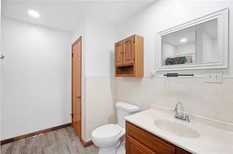 Bath - 95 Lawnview Ave, North Hampton, OH 45349 photo 2 of 6