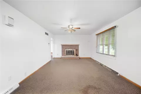 Living - 95 Lawnview Ave, North Hampton, OH 45349 photo 5 of 5